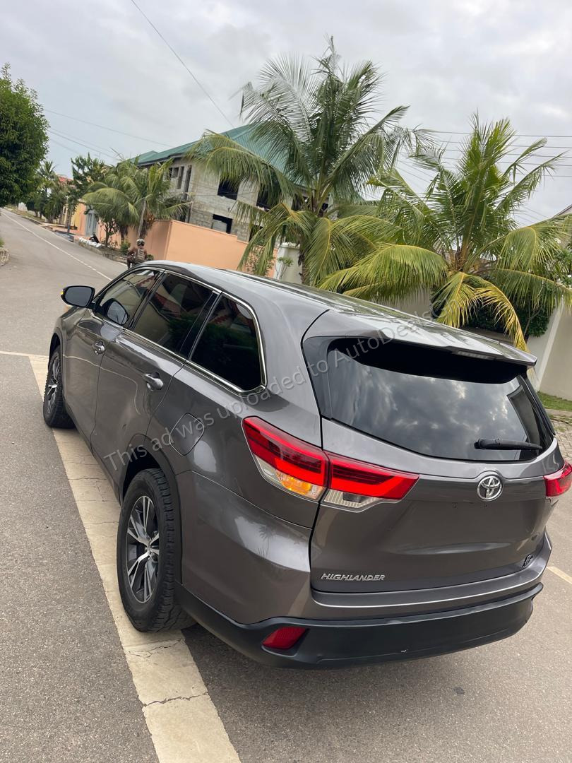 2019 Toyota Highlander for sale in Ghana - photo 4