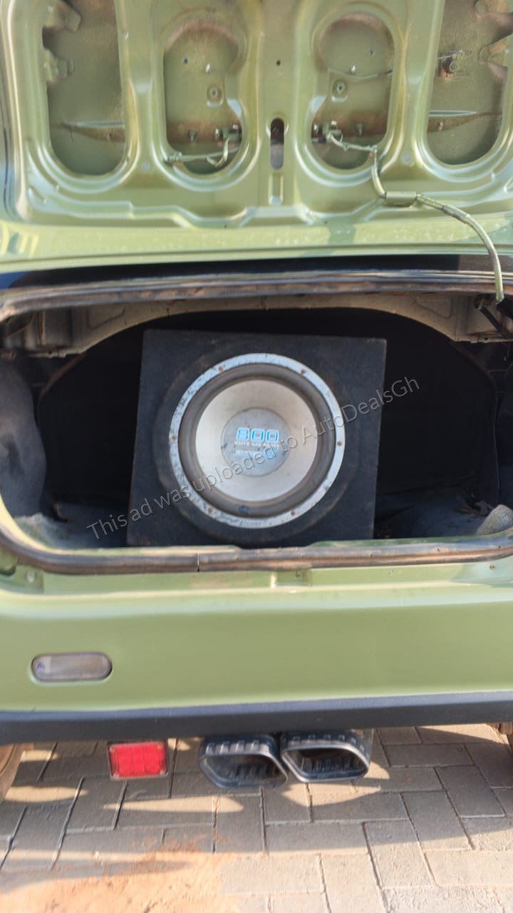 2000 Daihatsu Sirion