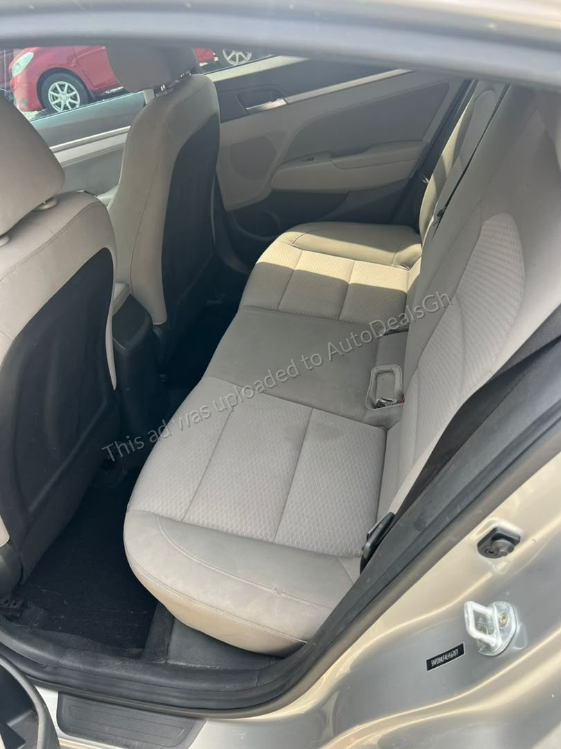 2020 Hyundai Elantra
